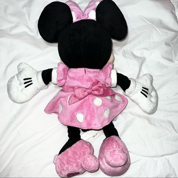 Minnie Mouse Plush Toy - Picture 4 of 6